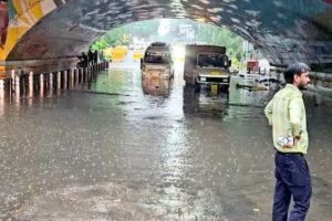 Heavy Rain in delhi